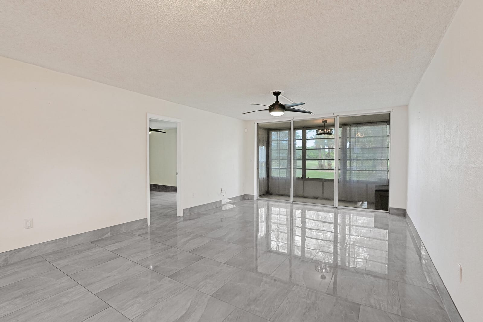 8301 SANDS POINT Boulevard S102, Tamarac, FL 33321 photo 8