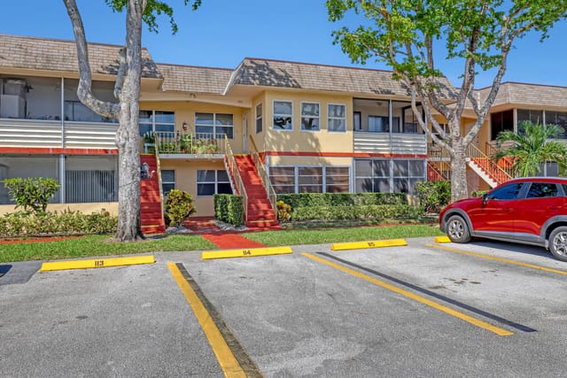 122 STRATFORD I, West Palm Beach, FL 33417