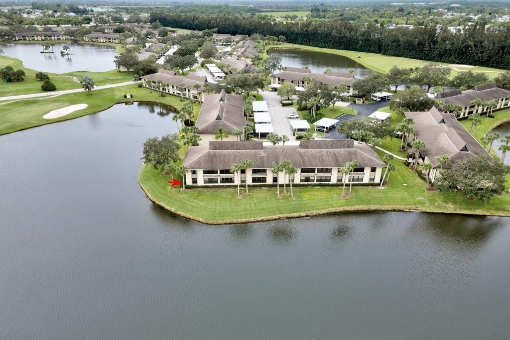22 PLANTATION Drive 106, Vero Beach, FL 32966 photo 2