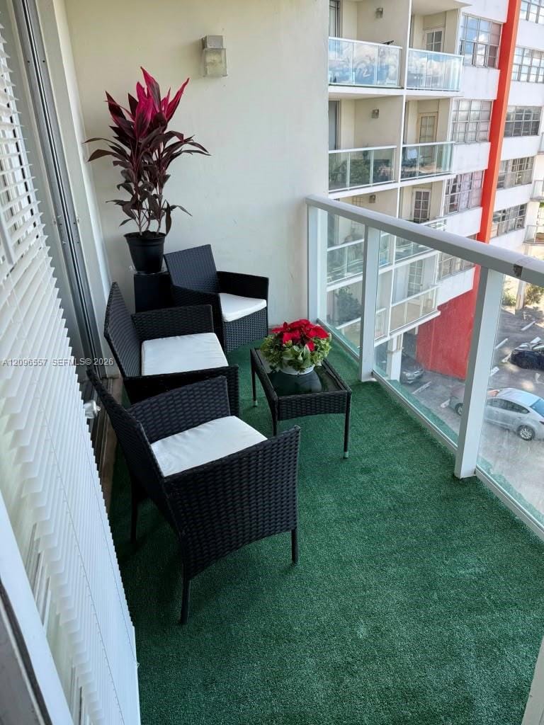 1301 NE Miami Gardens Drive 403W, Miami, FL 33179 photo 11