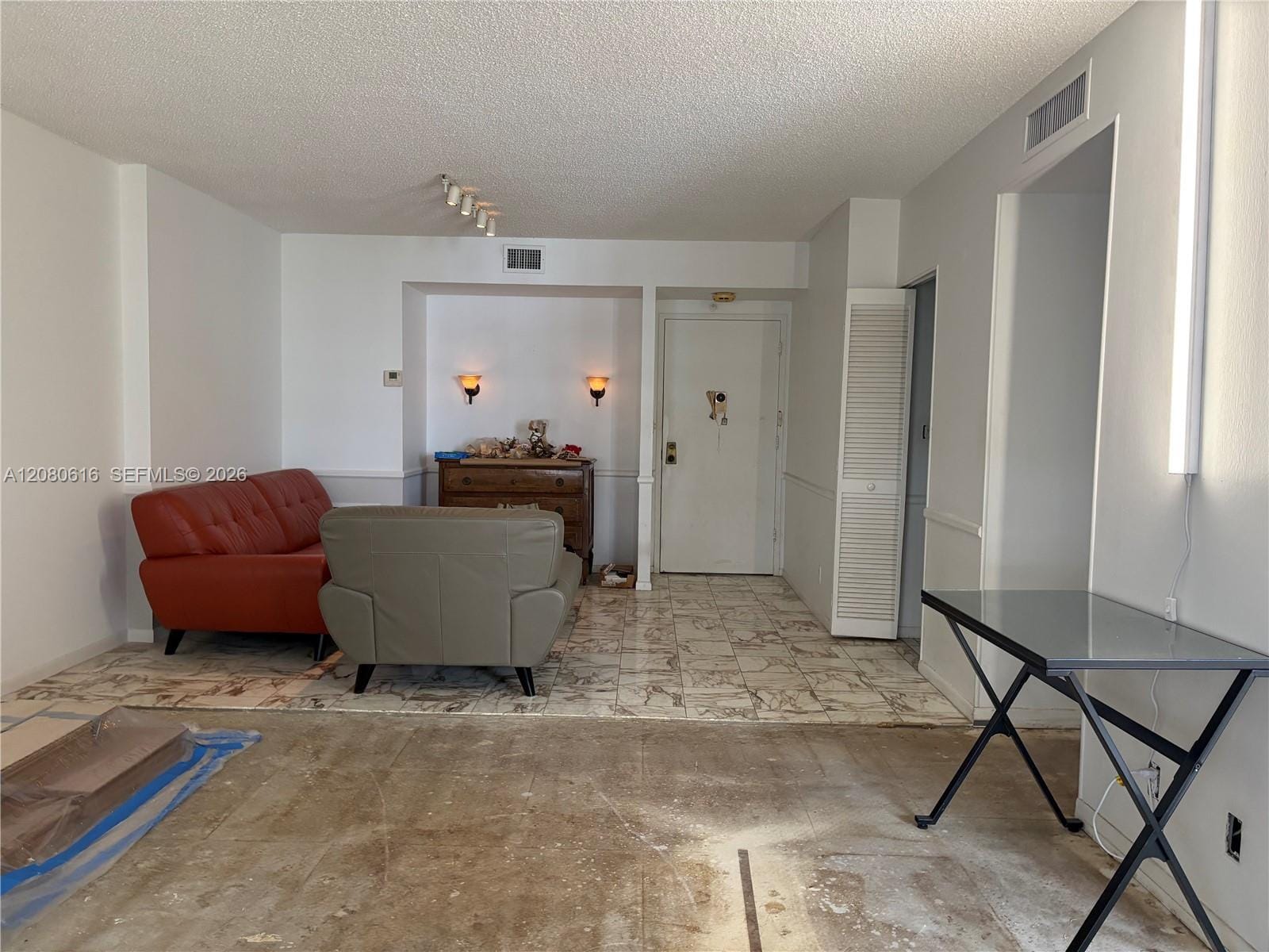 4330 Hillcrest Drive 816 — photo 4