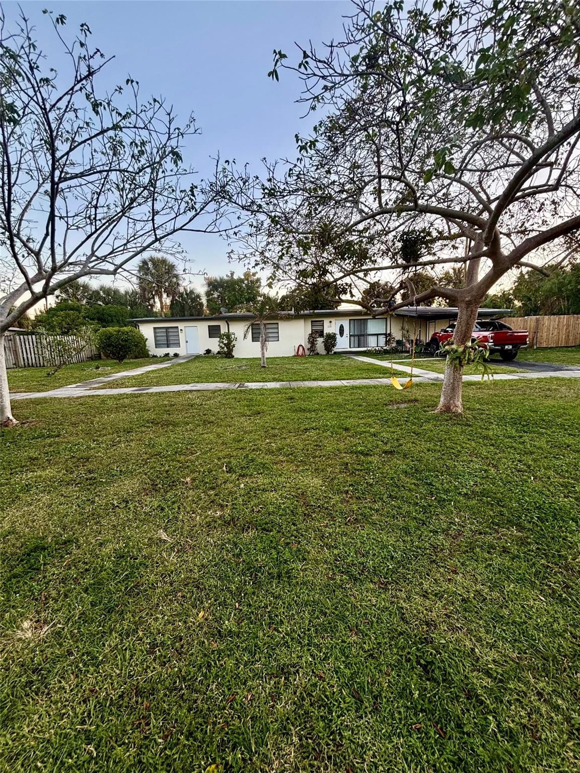 4380 SW 11TH Street — photo 2