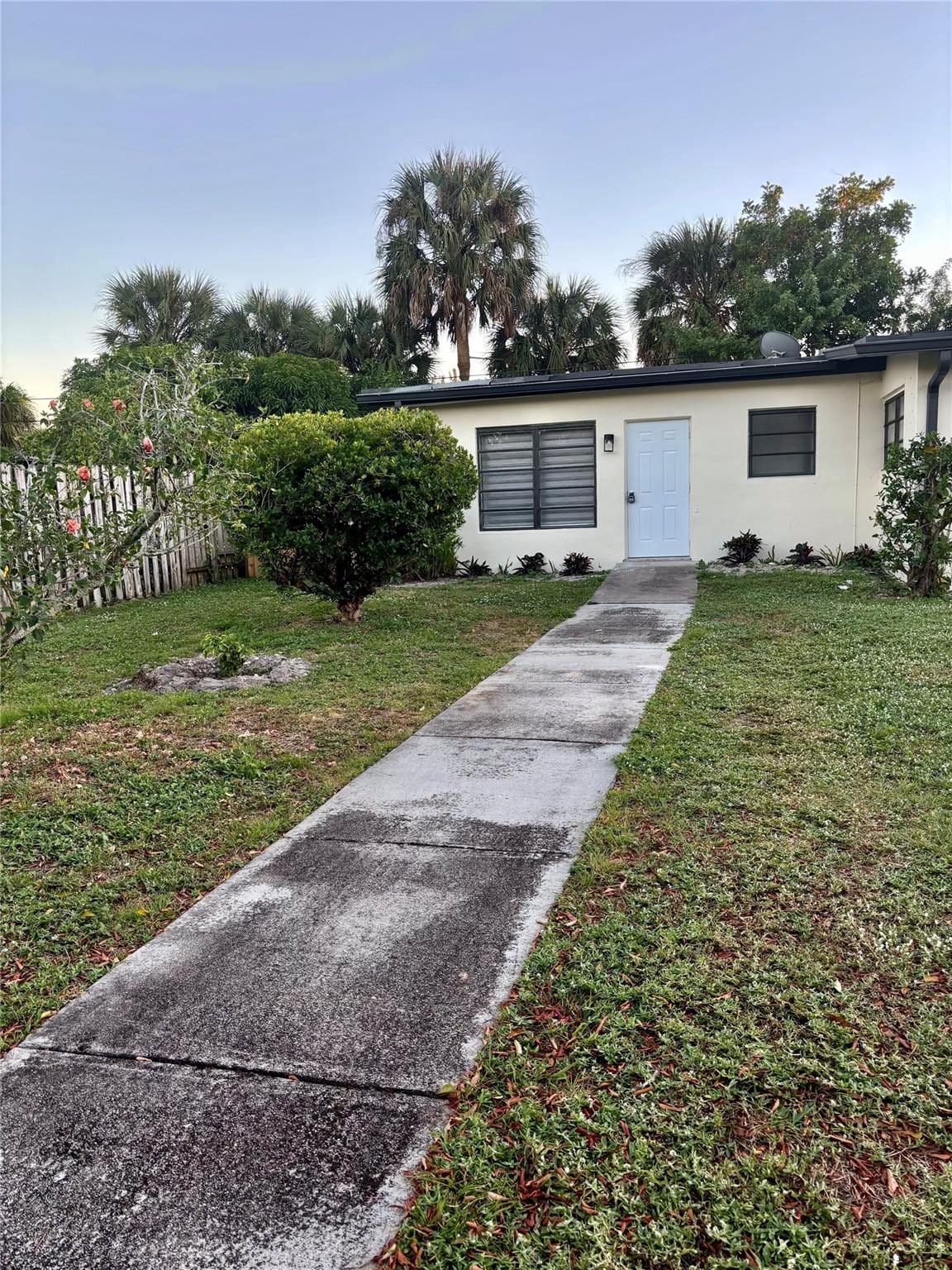 4380 SW 11TH Street — photo 3
