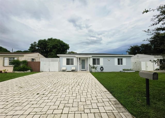 1435 NE 141st Street, North Miami, FL 33161