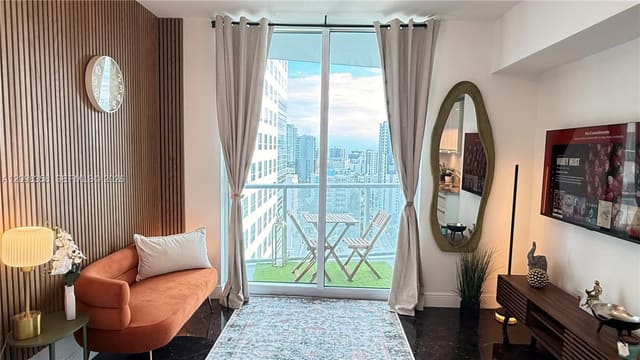 185 SW 7th Street 2206, Miami, FL 33130