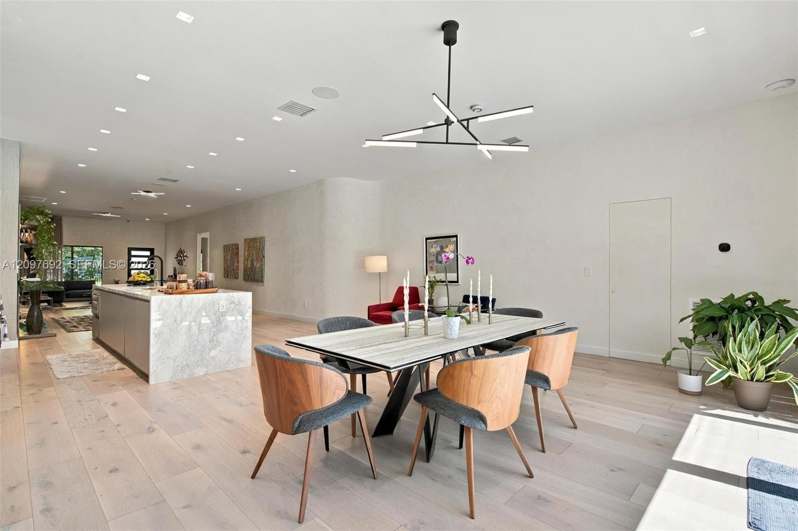 600 W 51st Street, Miami Beach, FL 33140 photo 17