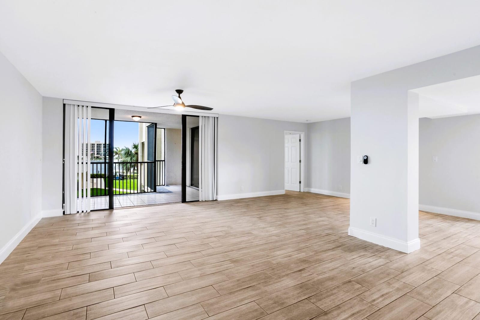 19800 Sandpointe Bay Drive S 208, Jupiter, FL 33469 photo 2