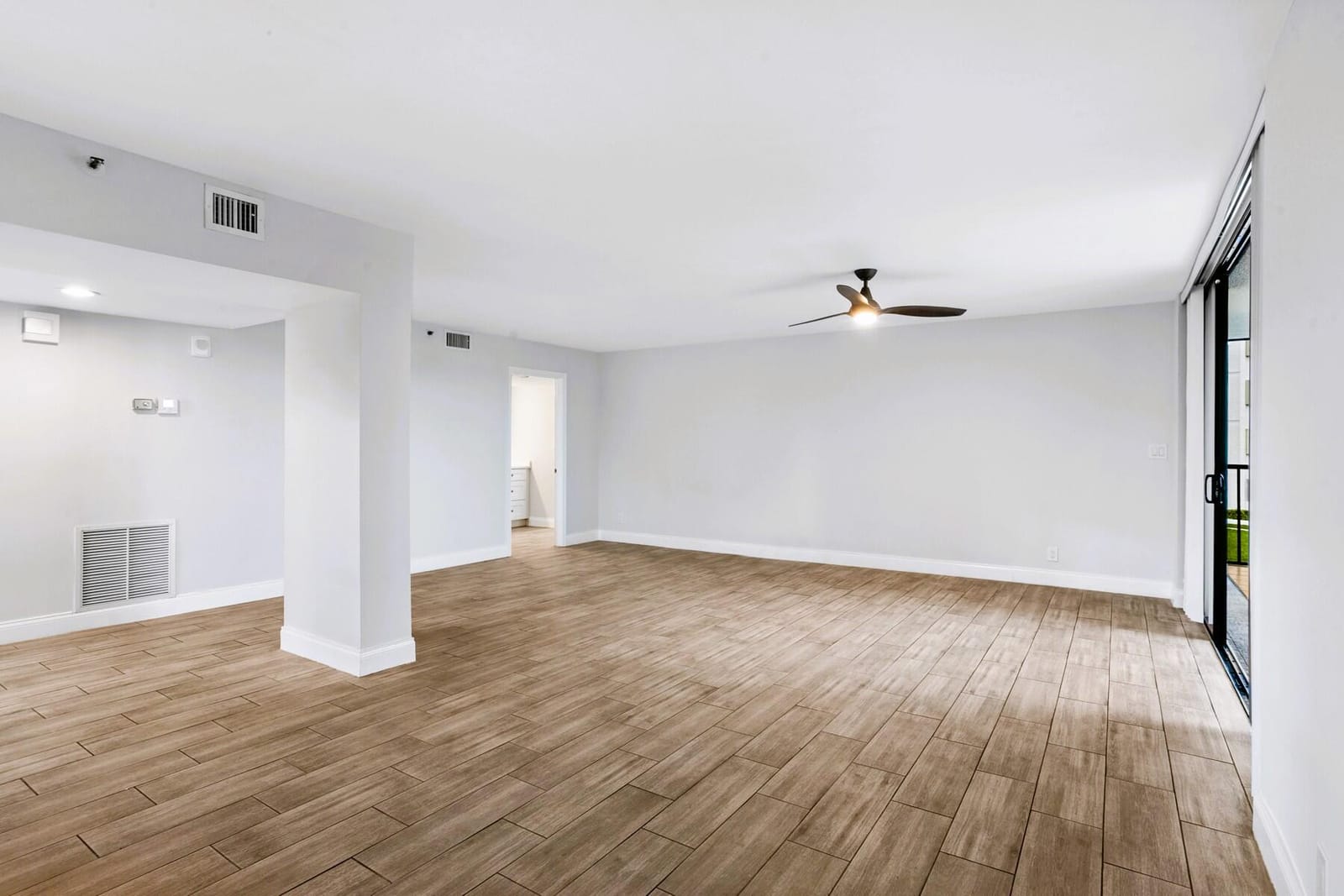 19800 Sandpointe Bay Drive S 208, Jupiter, FL 33469 photo 6