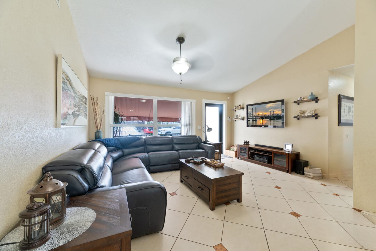 11841 NW 33RD Street — photo 6