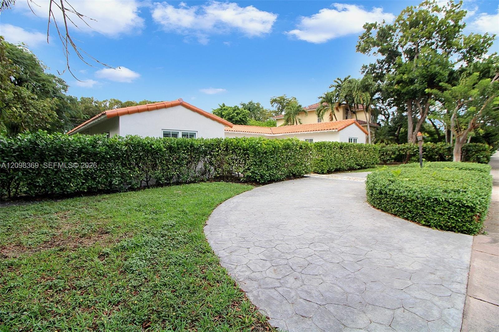 1110 Wallace Street — photo 4