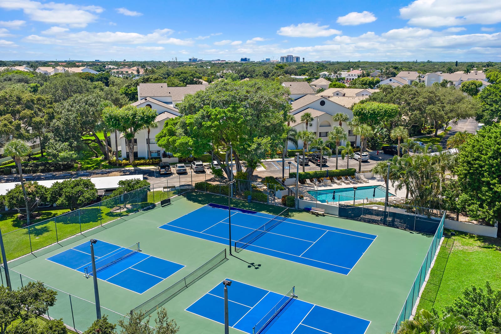 326 OAK HARBOUR Drive 326 — photo 12