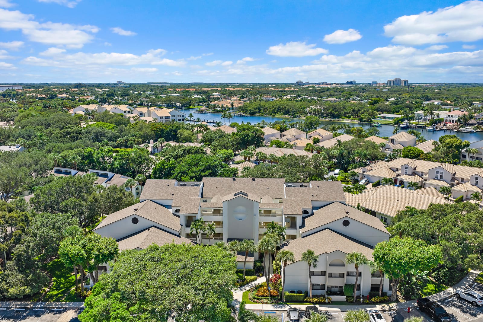 326 OAK HARBOUR Drive 326, Juno Beach, FL 33408 photo 17