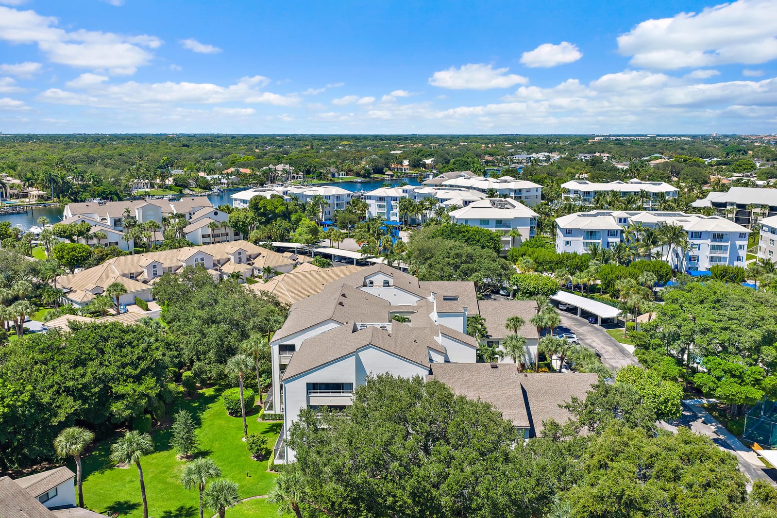 326 OAK HARBOUR Drive 326, Juno Beach, FL 33408 photo 19