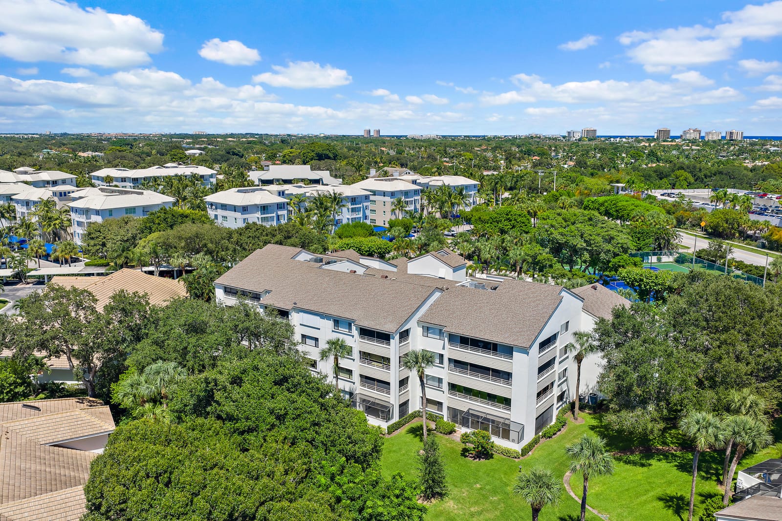 326 OAK HARBOUR Drive 326, Juno Beach, FL 33408 photo 20