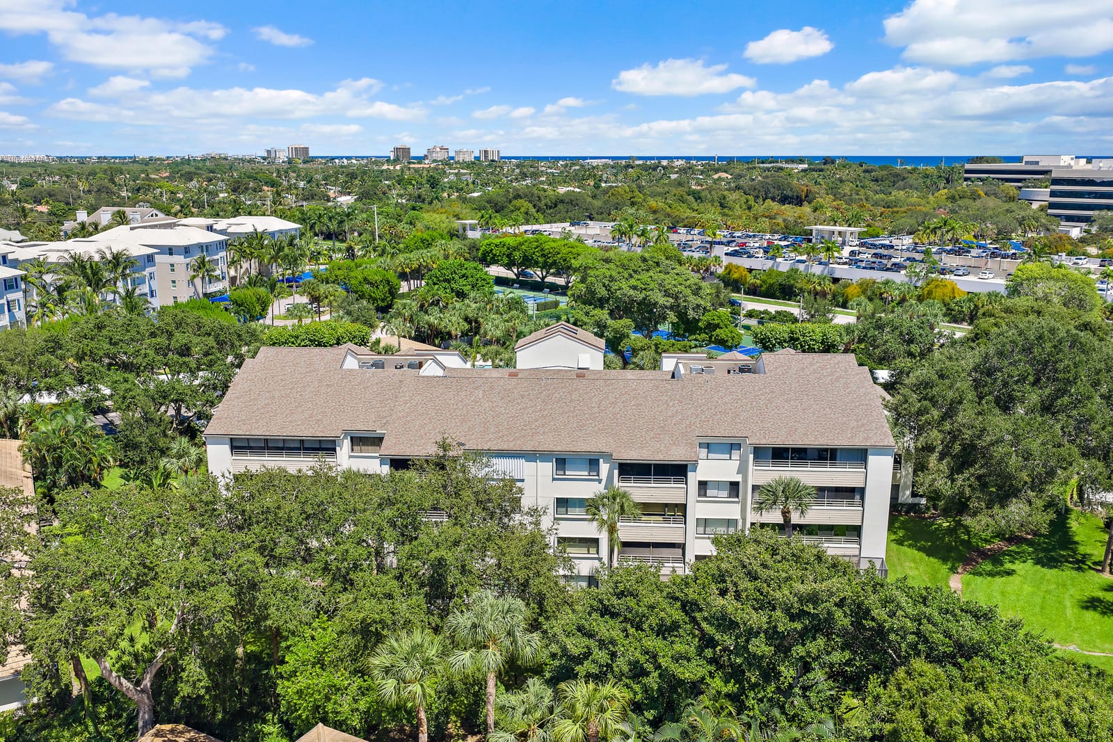 326 OAK HARBOUR Drive 326, Juno Beach, FL 33408 photo 21