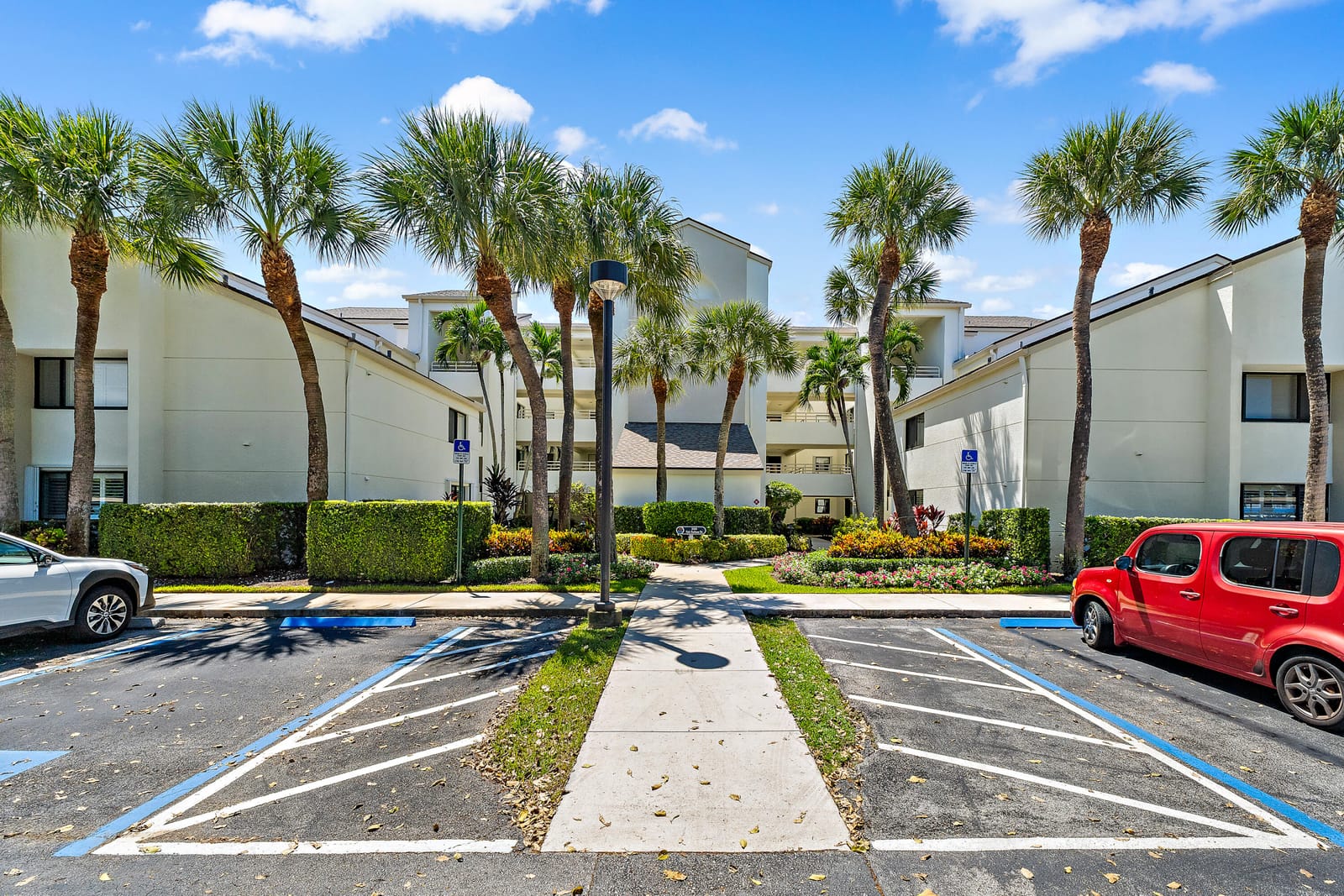 326 OAK HARBOUR Drive 326, Juno Beach, FL 33408 photo 29