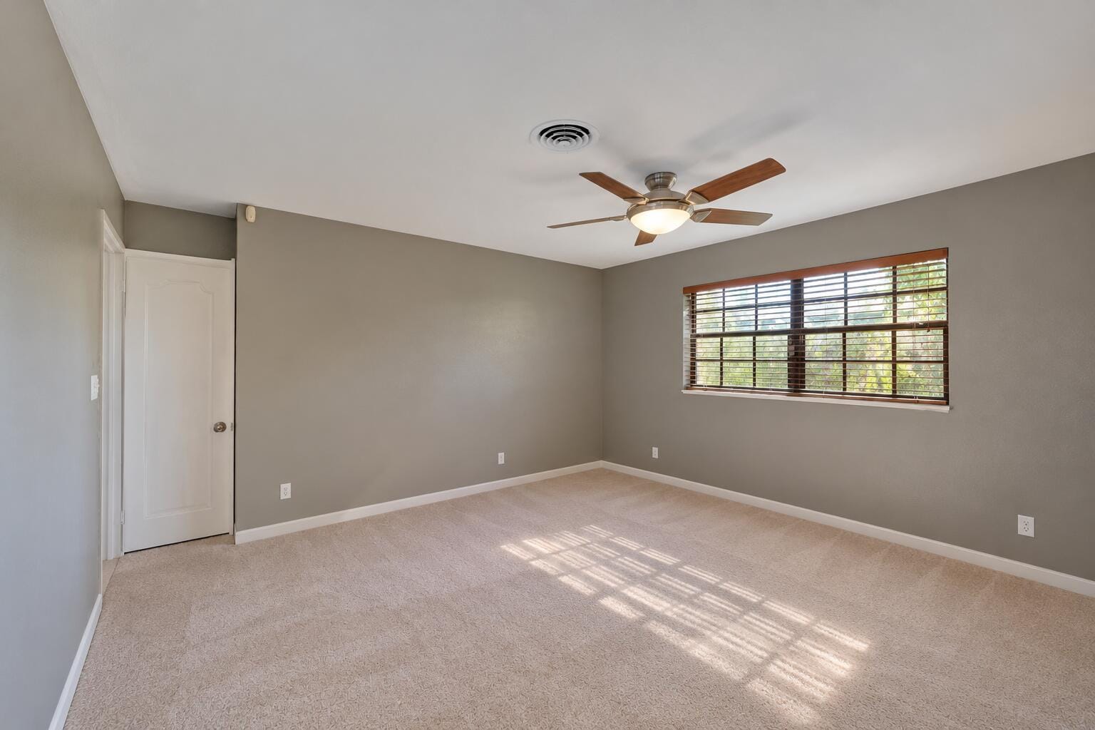 2050 NE 59TH Place, Fort Lauderdale, FL 33308 photo 24
