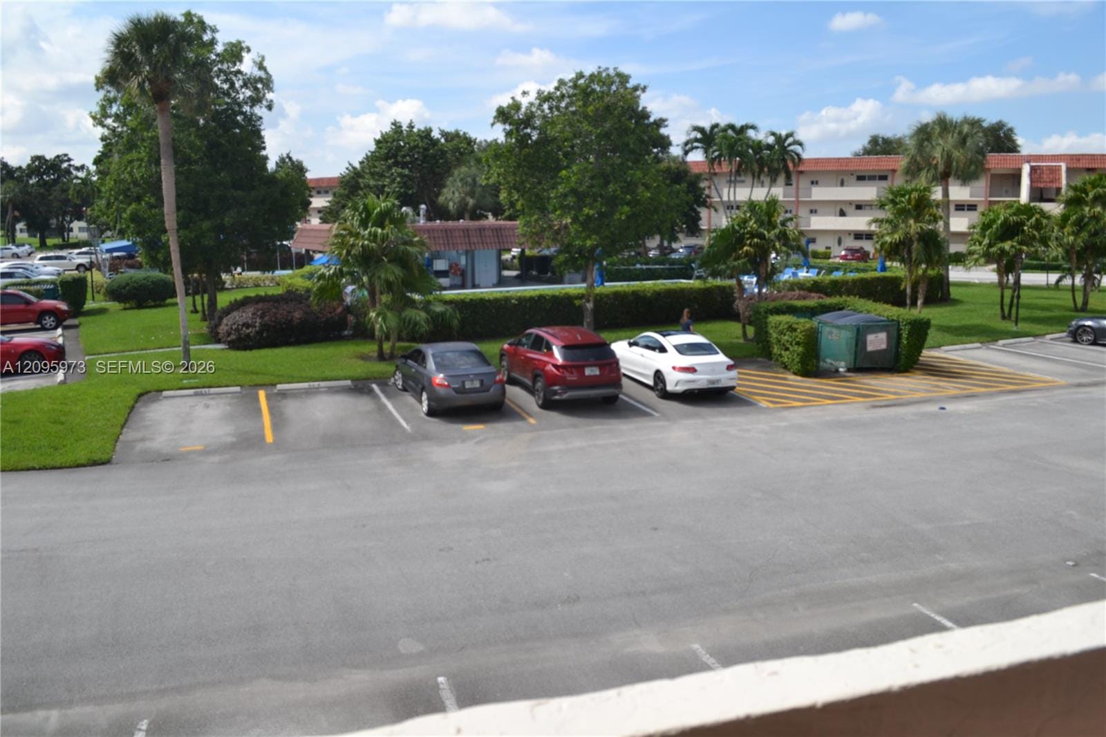 300 S Hollybrook Drive 203, Pembroke Pines, FL 33025 photo 4