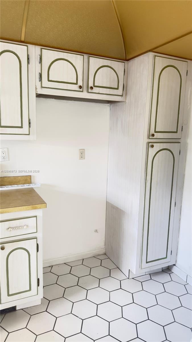 300 S Hollybrook Drive 203, Pembroke Pines, FL 33025 photo 6