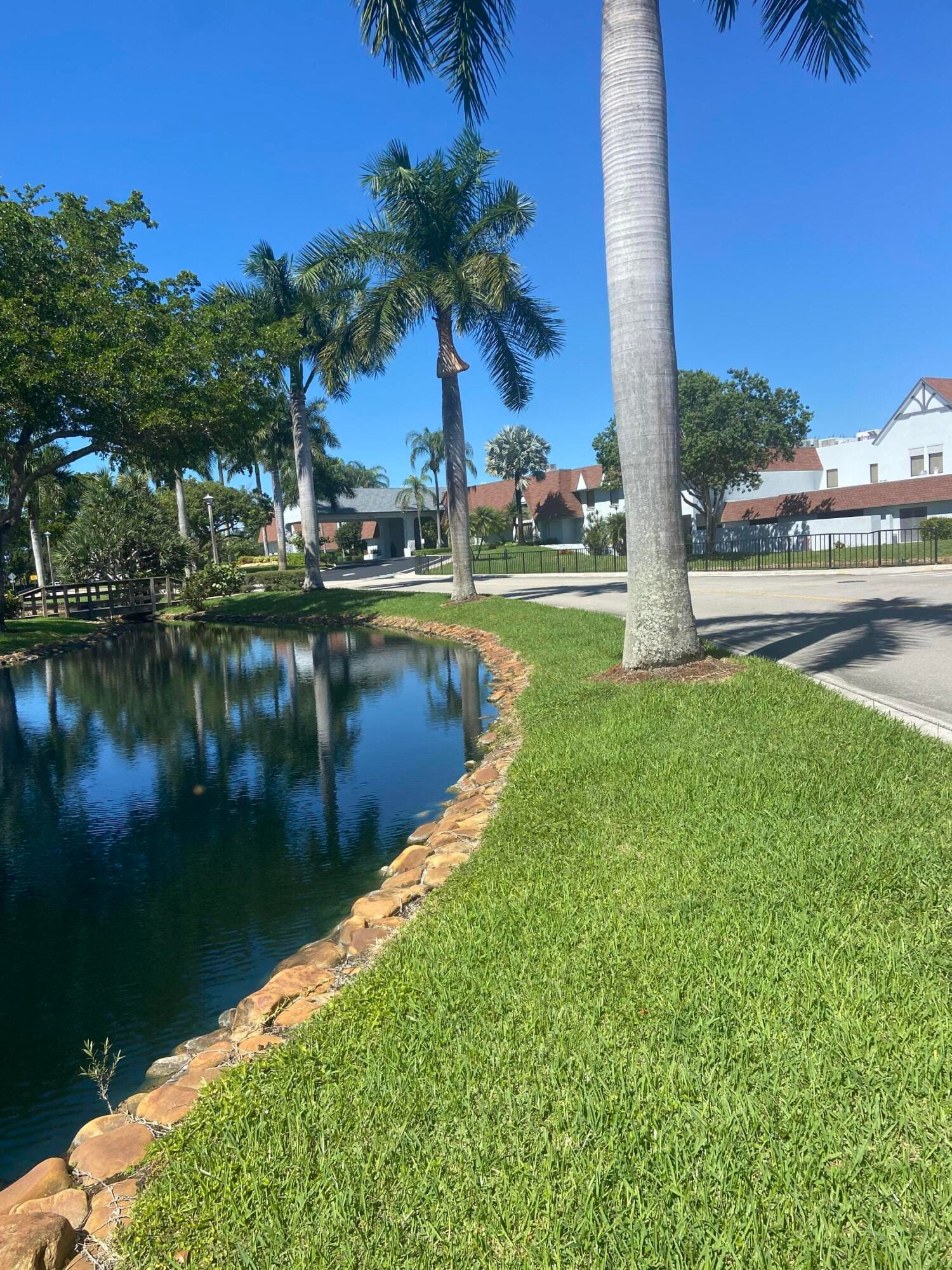 7281 Amberly Lane 404, Delray Beach, FL 33446 photo 21