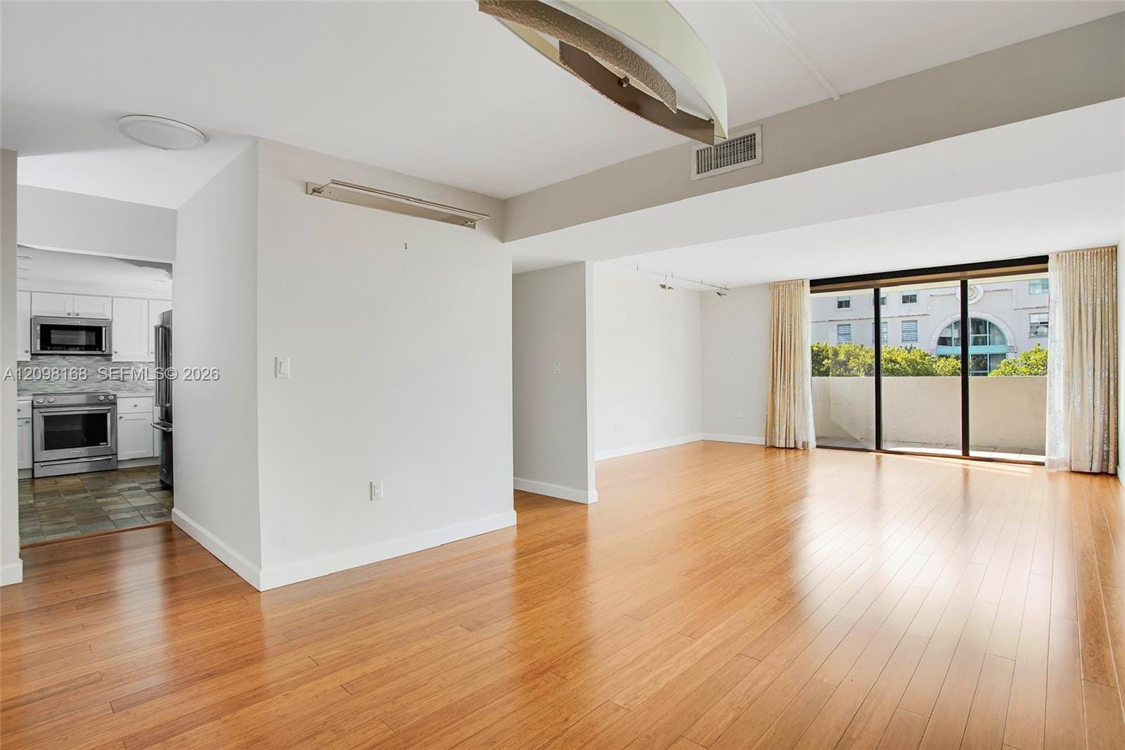 600 Biltmore Way 306, Coral Gables, FL 33134 photo 2