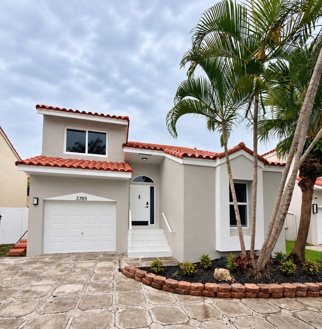 3705 VALAIS Drive, Hollywood, FL 33021