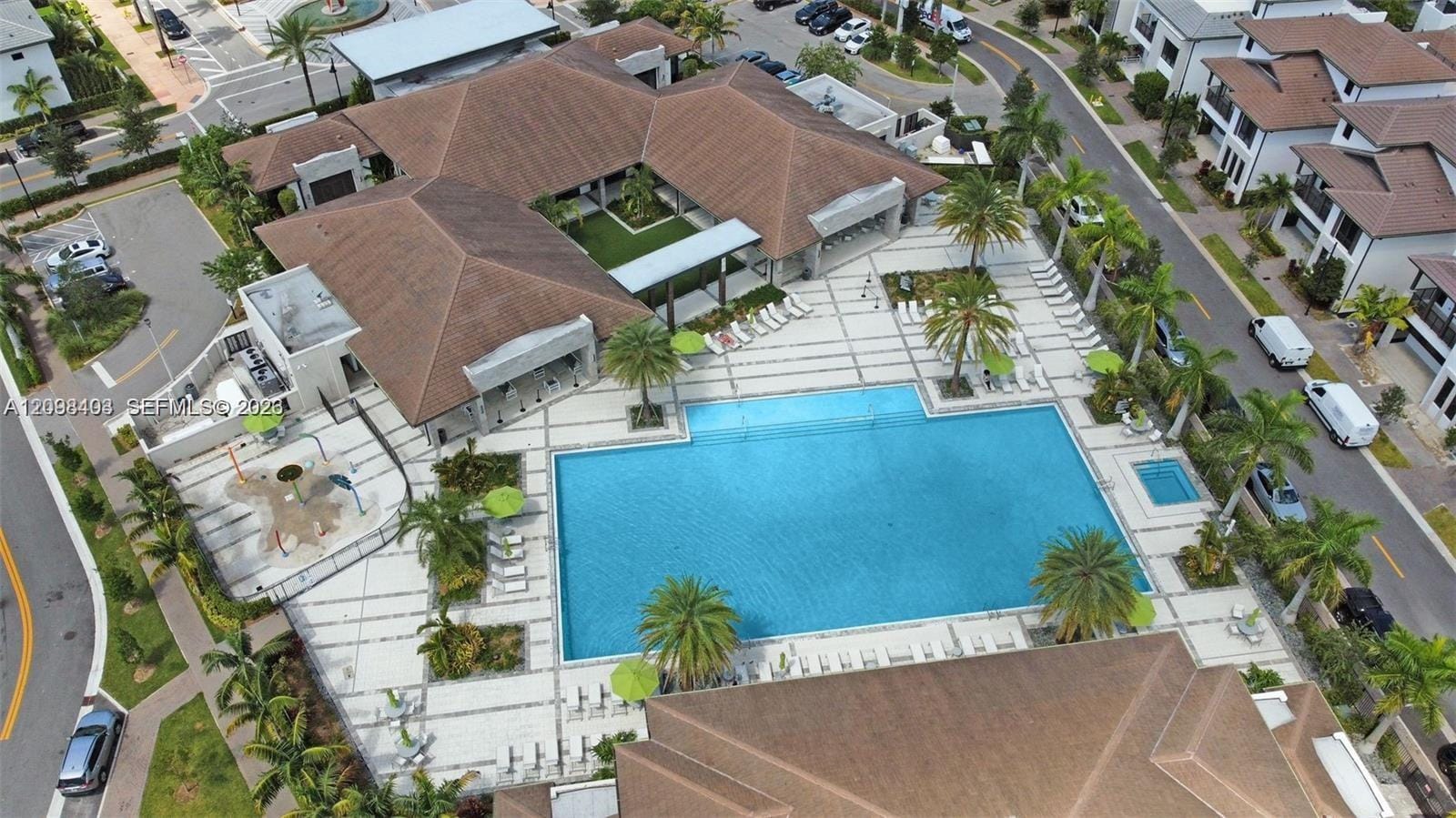 4386 NW 80th Court ., Doral, FL 33166 photo 13