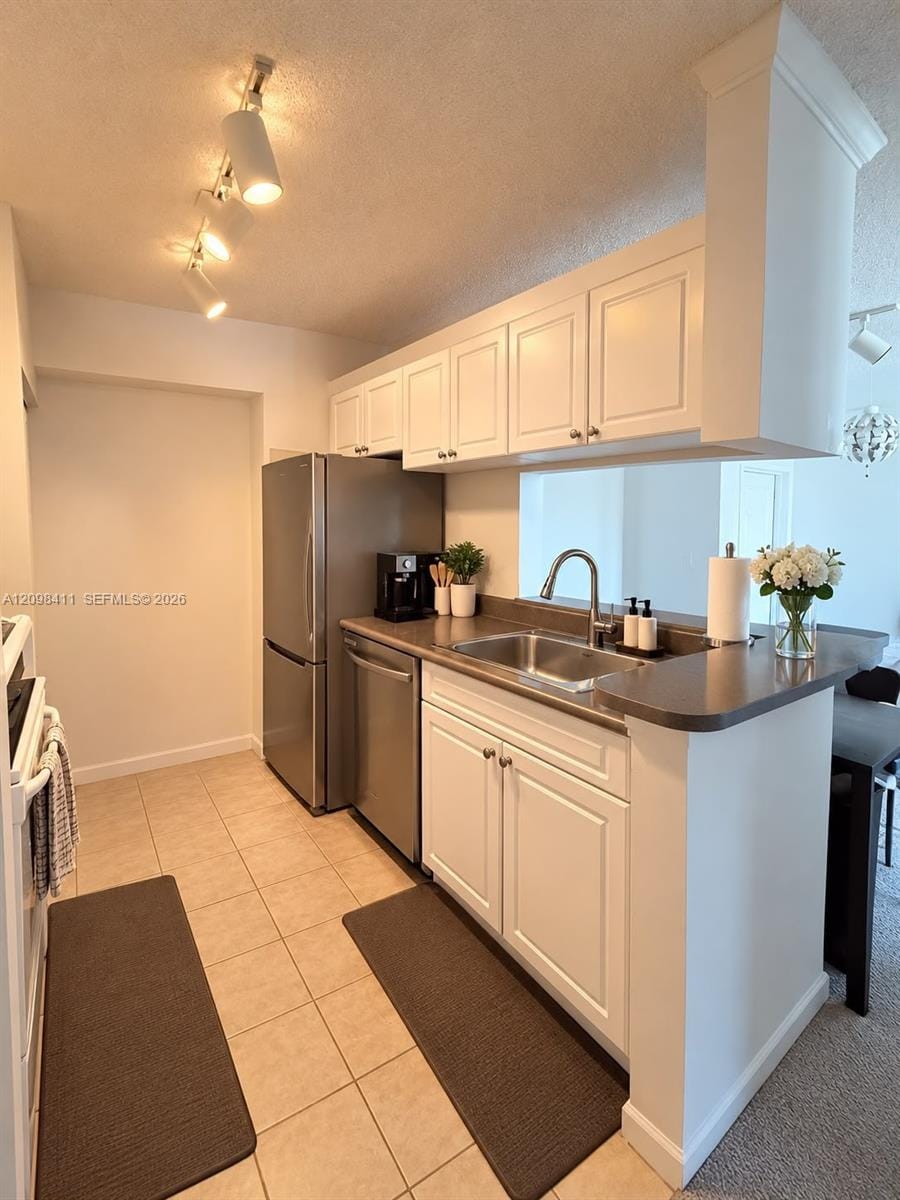 17145 N Bay Road 4602, Sunny Isles Beach, FL 33160 photo 2