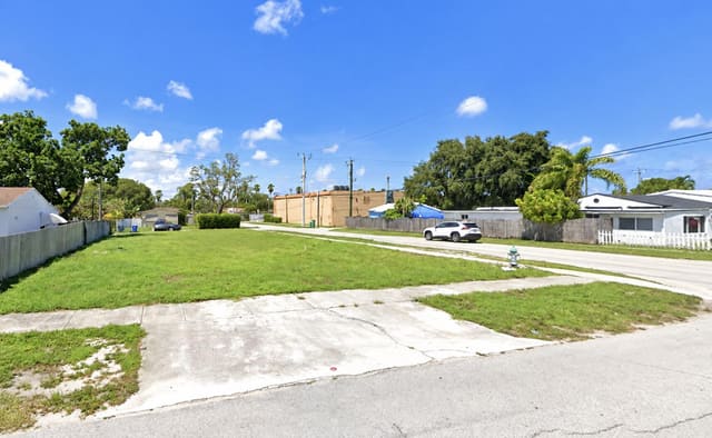 2403 LIBERTY Street, Hollywood, FL 33020