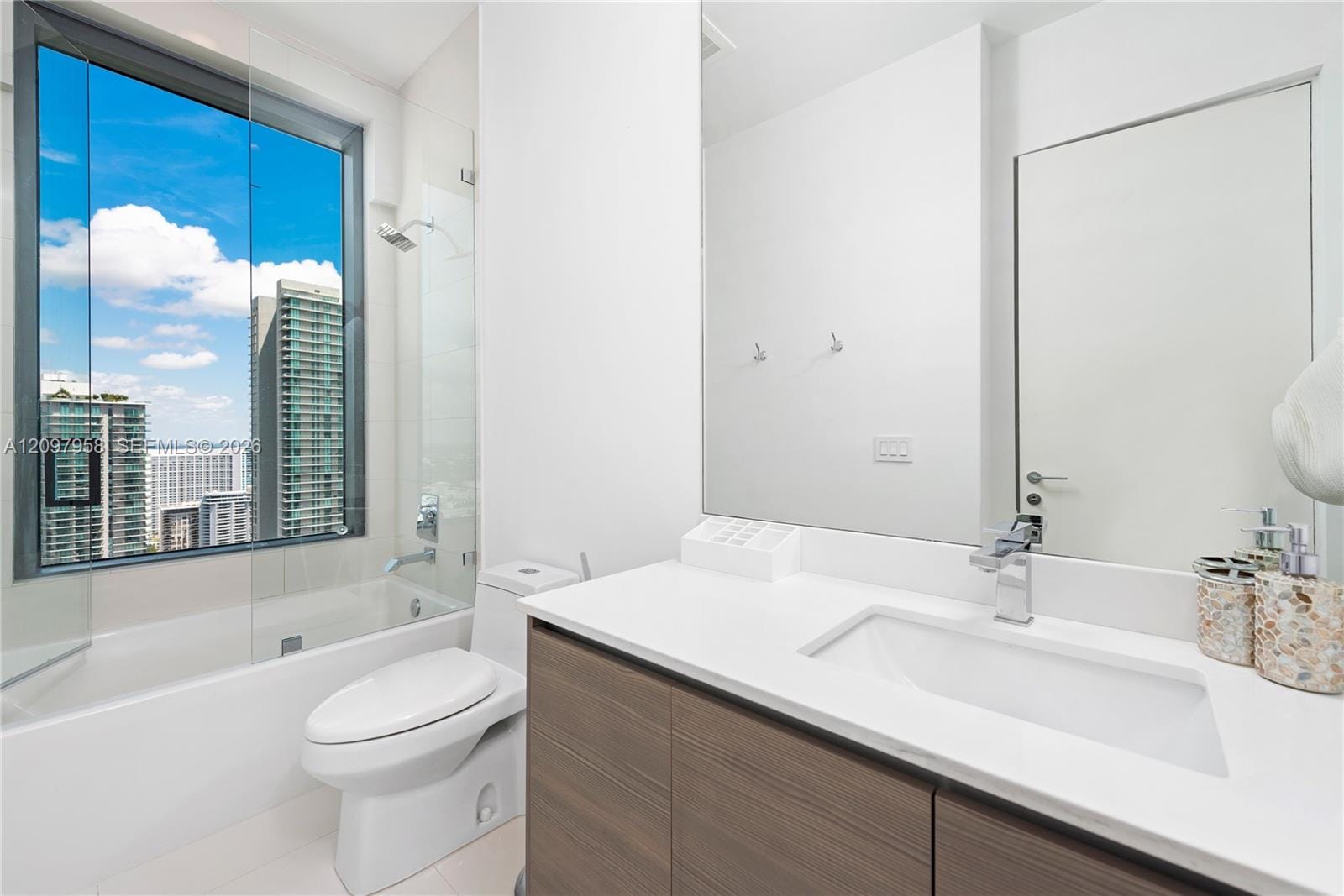 460 NE 28th Street LPH-4201, Miami, FL 33137 photo 15