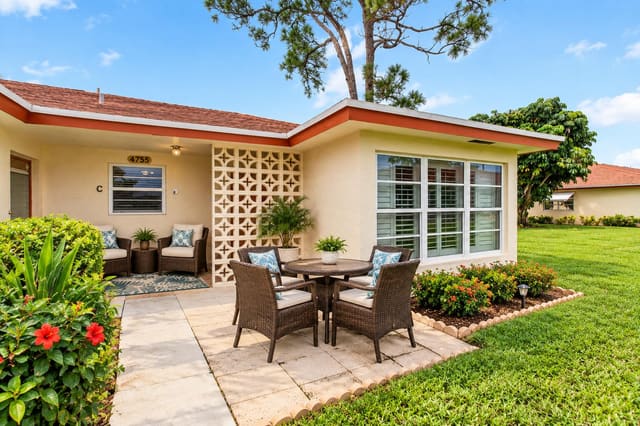 4755 NW 3RD Court D, Delray Beach, FL 33445