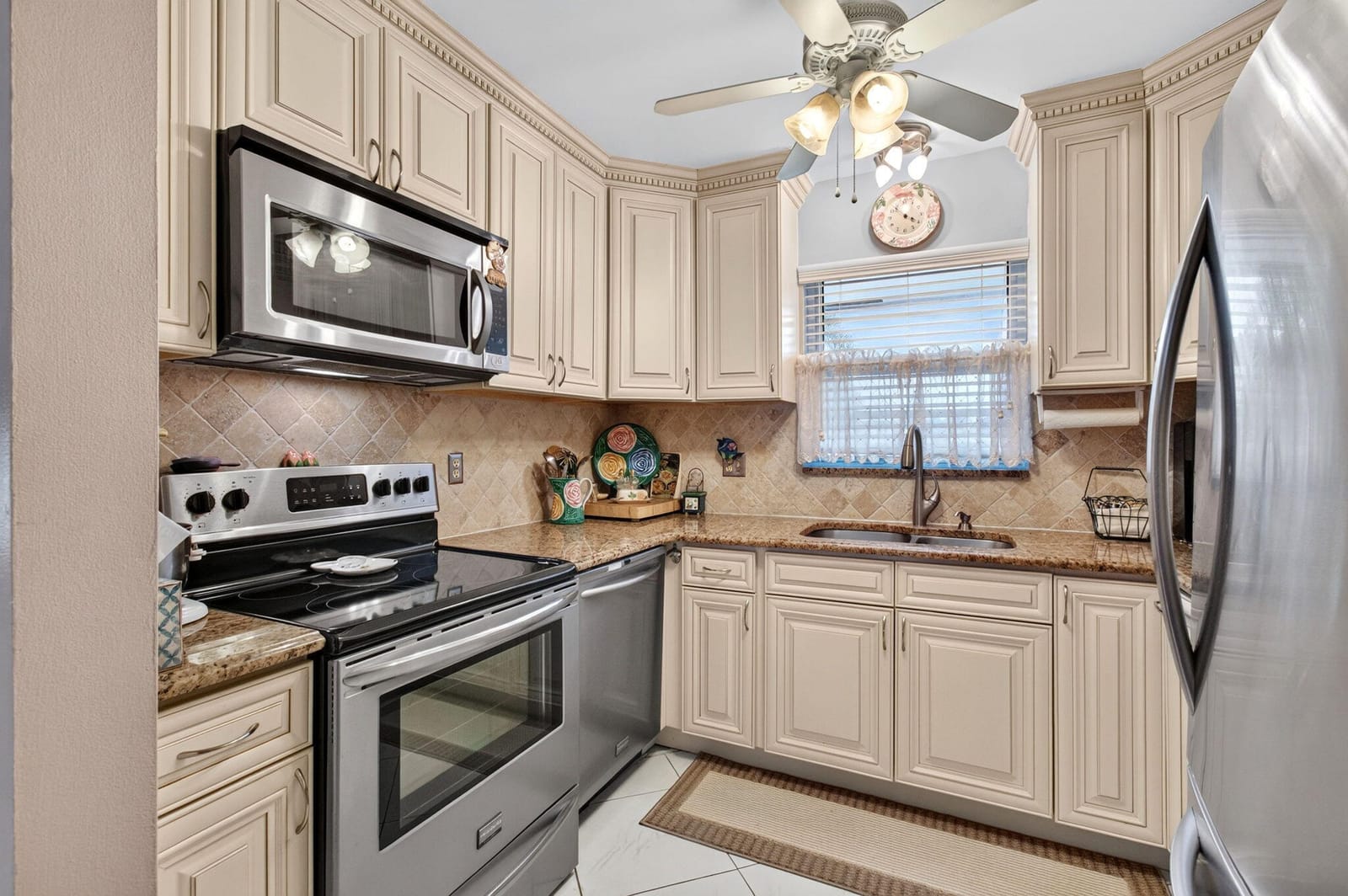 4755 NW 3RD Court D, Delray Beach, FL 33445 photo 13