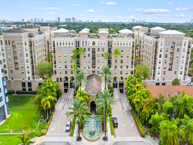 520 SE 5TH Avenue 2510, Fort Lauderdale, FL 33301