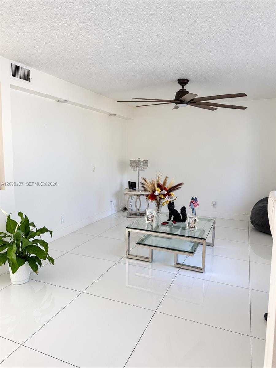 232 Wimbledon Lake Drive 232 — photo 4