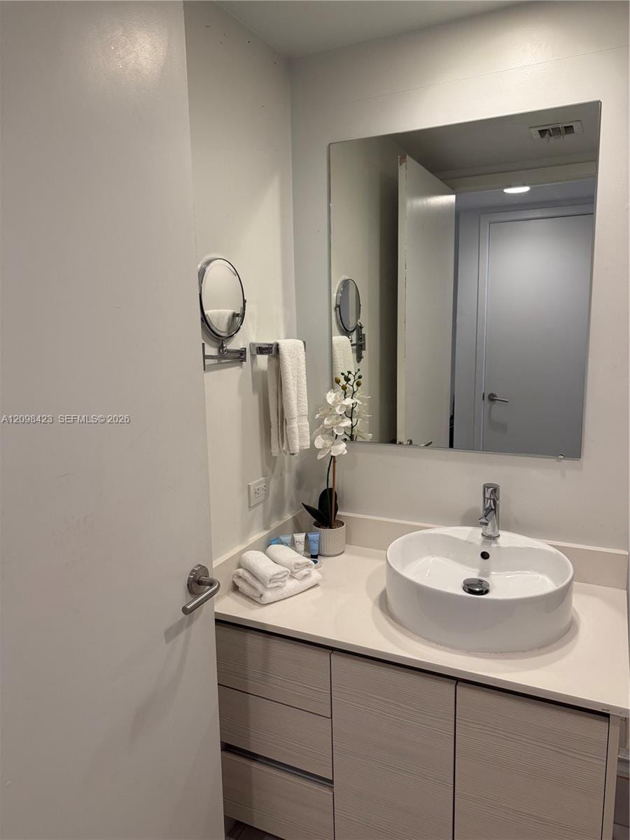 2602 E Hallandale Beach Boulevard R2203, Hallandale Beach, FL 33009 photo 24