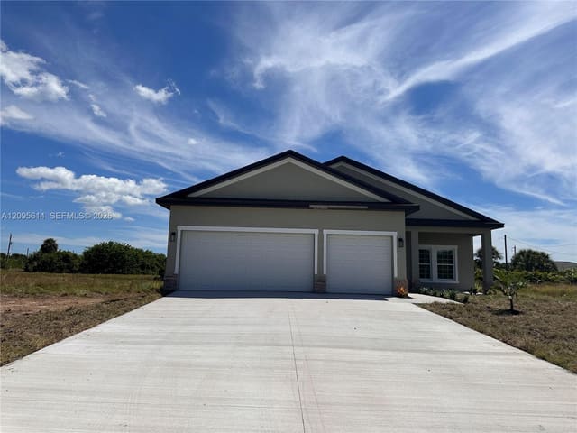 121 NW Indian Creek Drive, Rotonda Heights, Rotonda West, FL