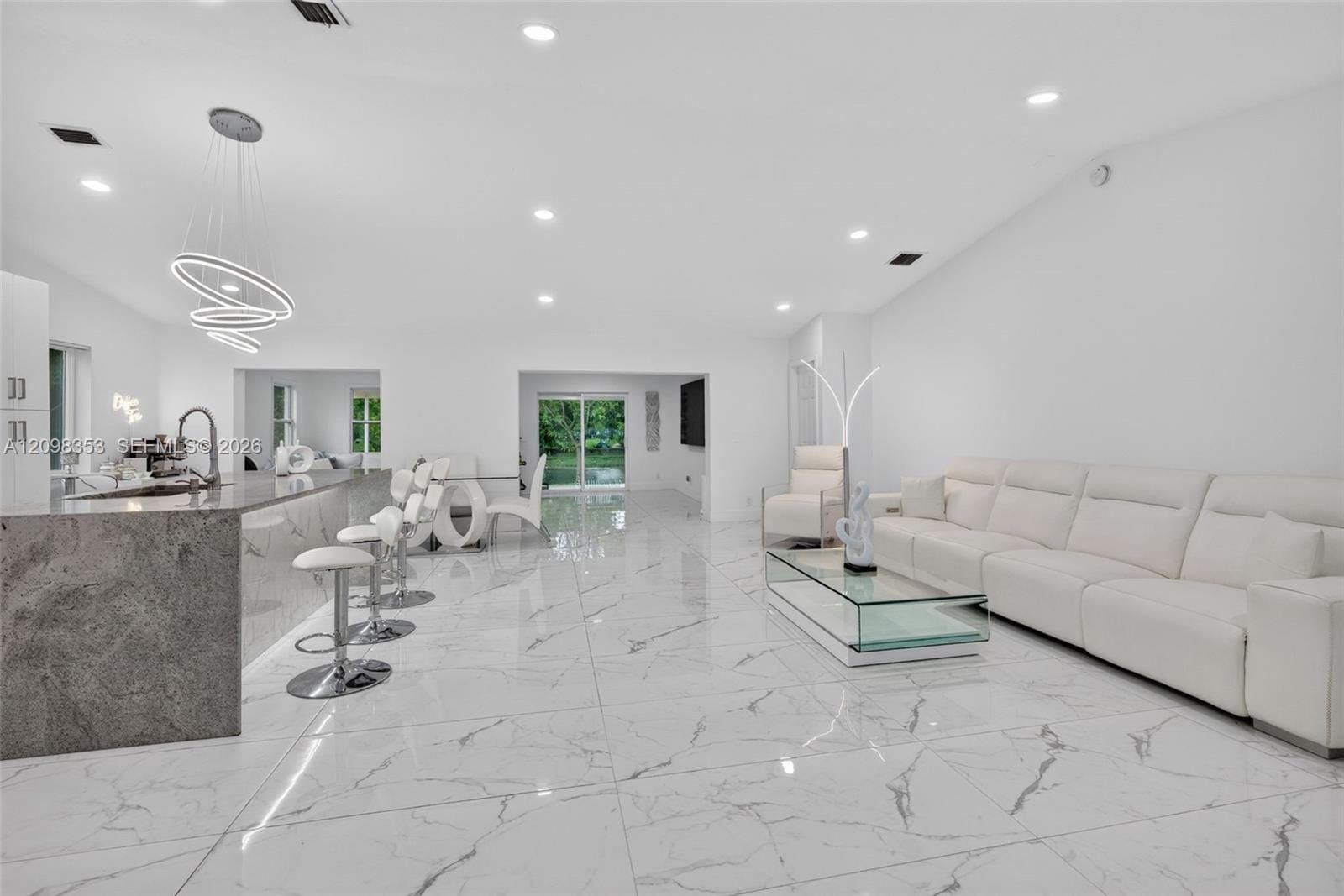 4904 NW 96th Avenue — photo 8