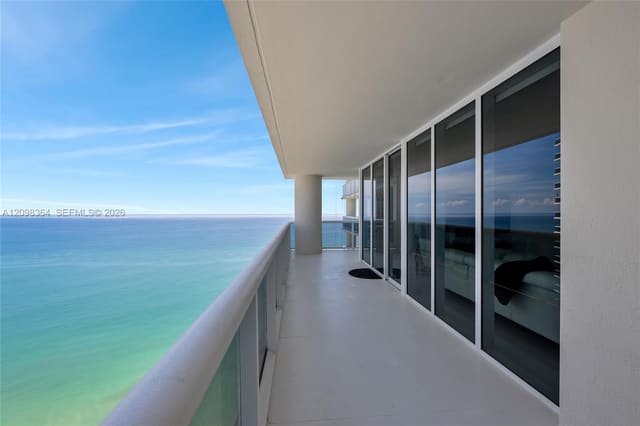 1850 S Ocean Drive 4110, Hallandale Beach, FL 33009