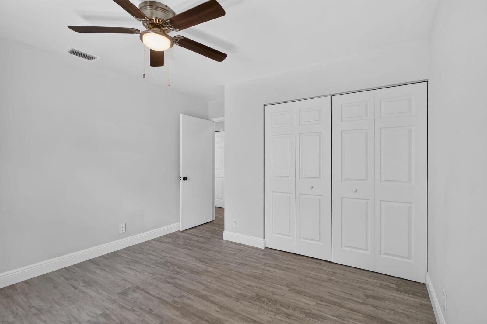 10468 Boynton Place Circle, Boynton Beach, FL 33437 photo 13