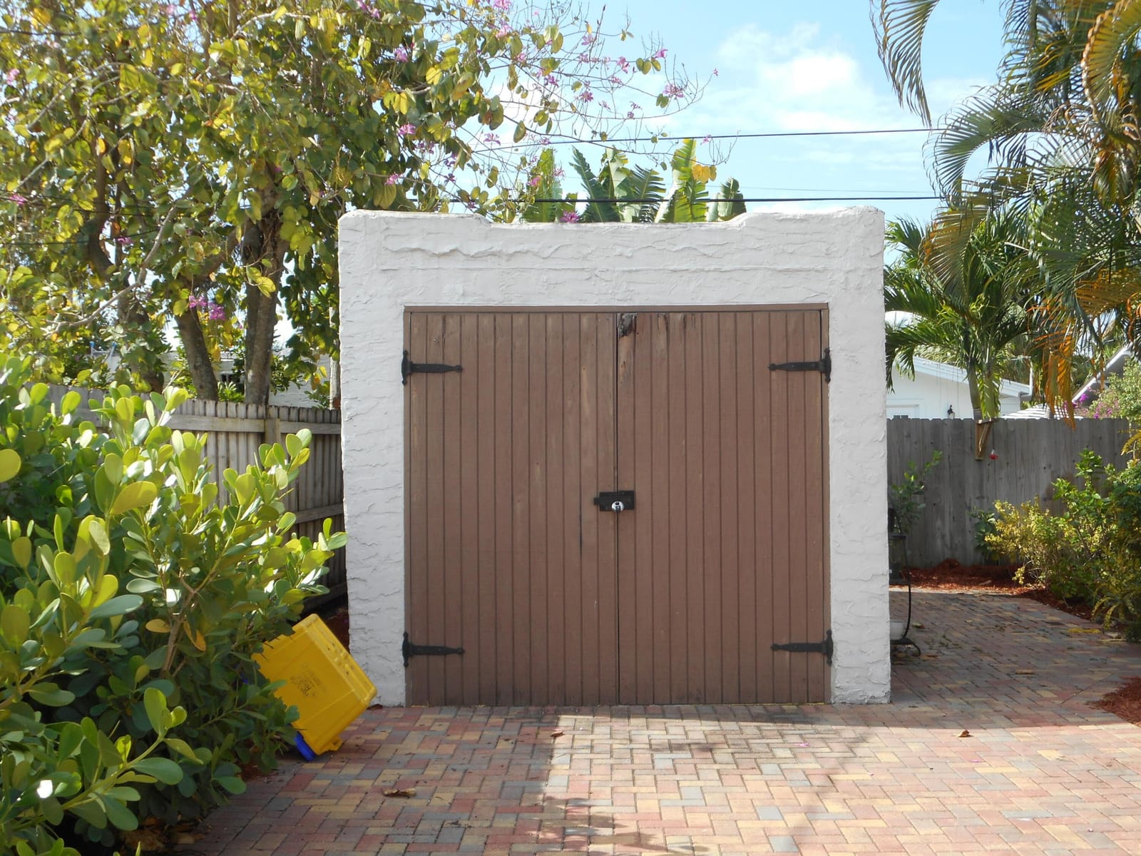 832 BISCAYNE Drive, West Palm Beach, FL 33401 photo 4