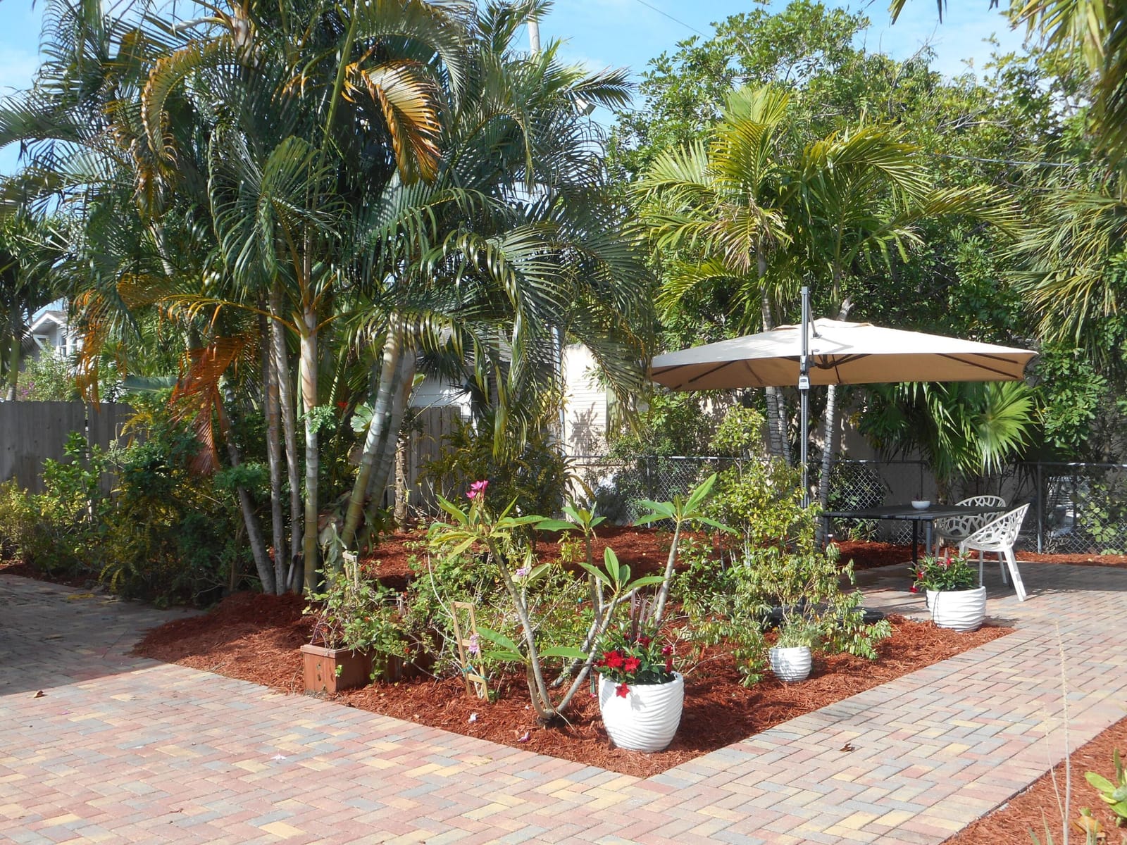 832 BISCAYNE Drive, West Palm Beach, FL 33401 photo 5