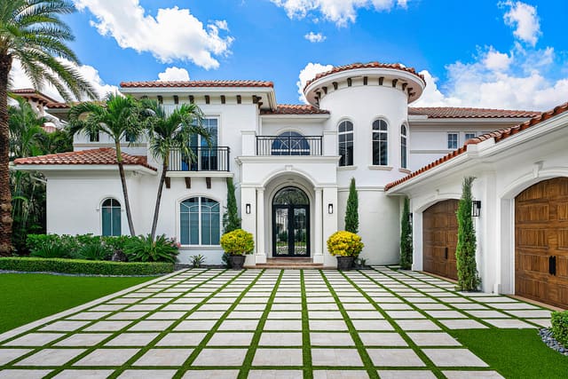 521 NE SPANISH Trail, Boca Raton, FL 33432