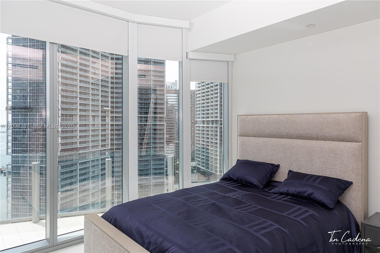 300 Biscayne Boulevard Way 2606W, Miami, FL 33131 photo 6