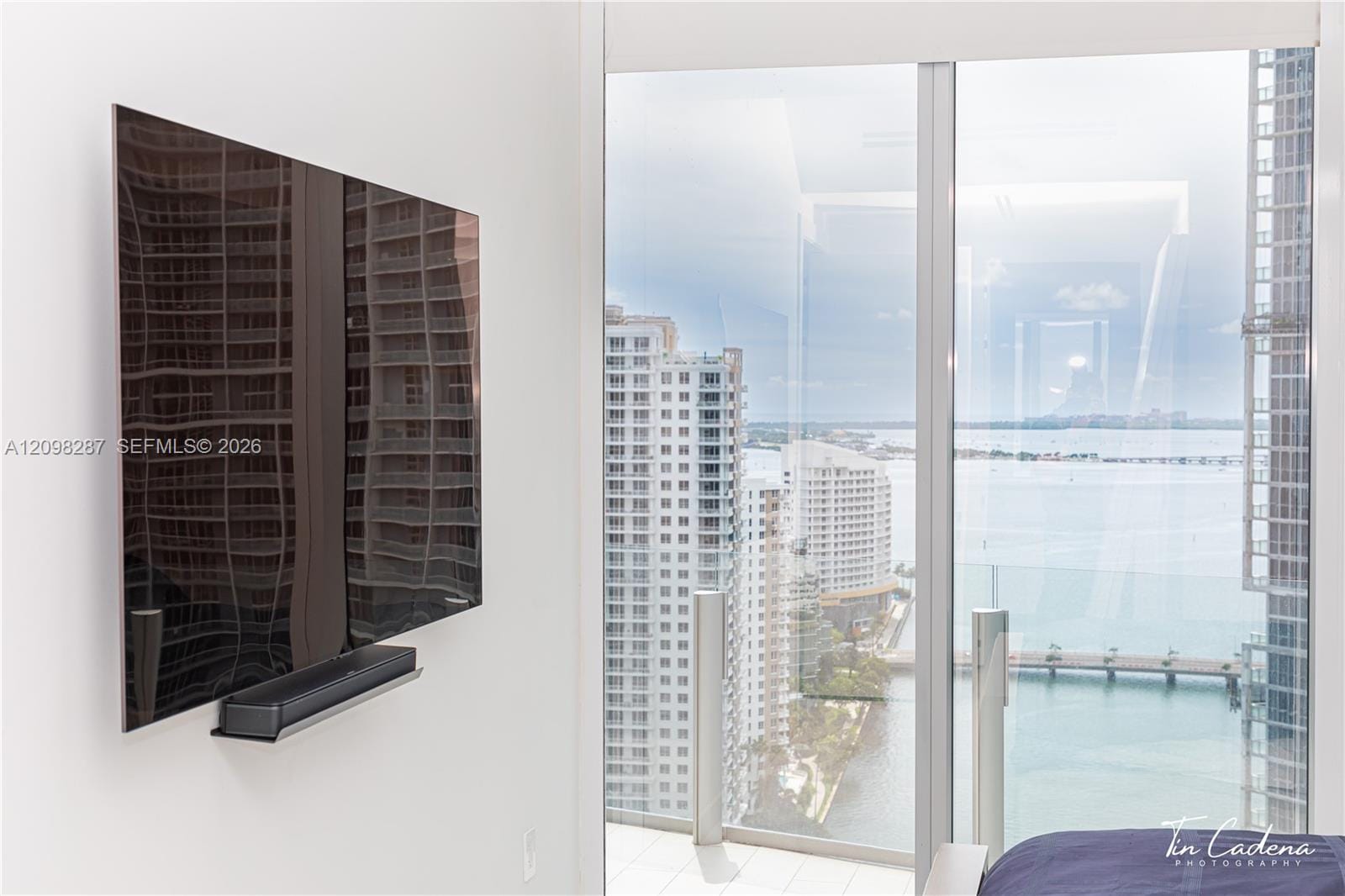 300 Biscayne Boulevard Way 2606W, Miami, FL 33131 photo 10