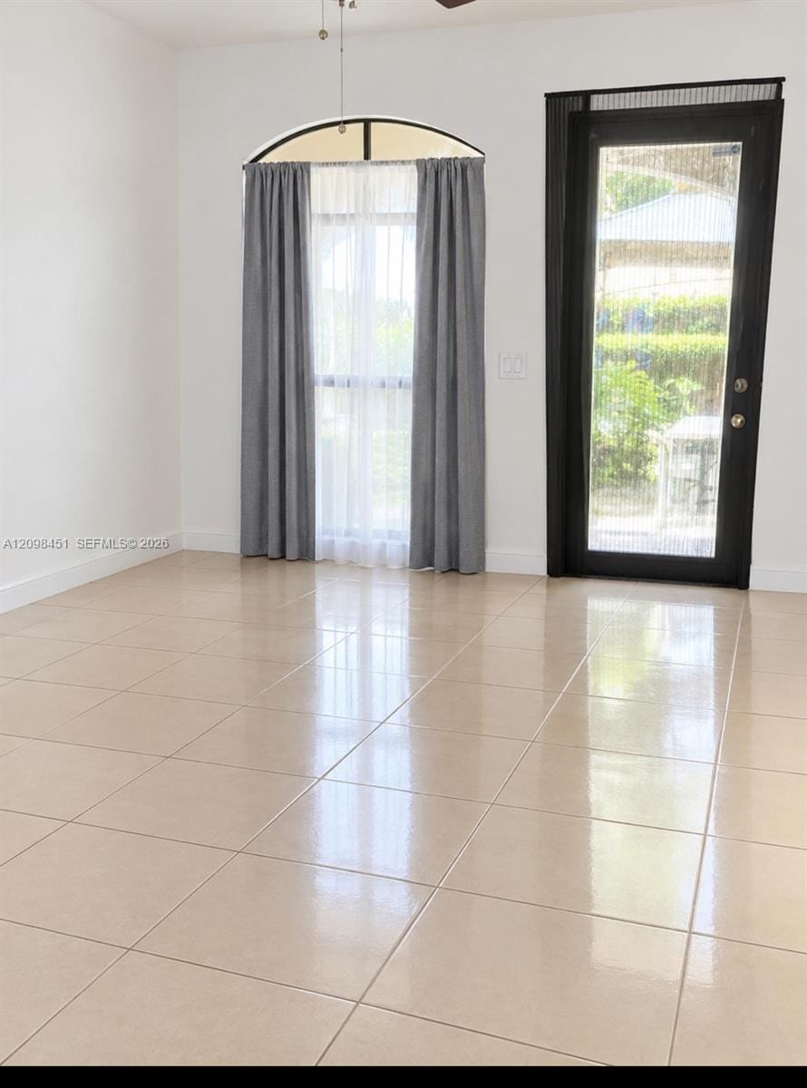 3050 NW 103rd Path, Doral, FL 33172 photo 5