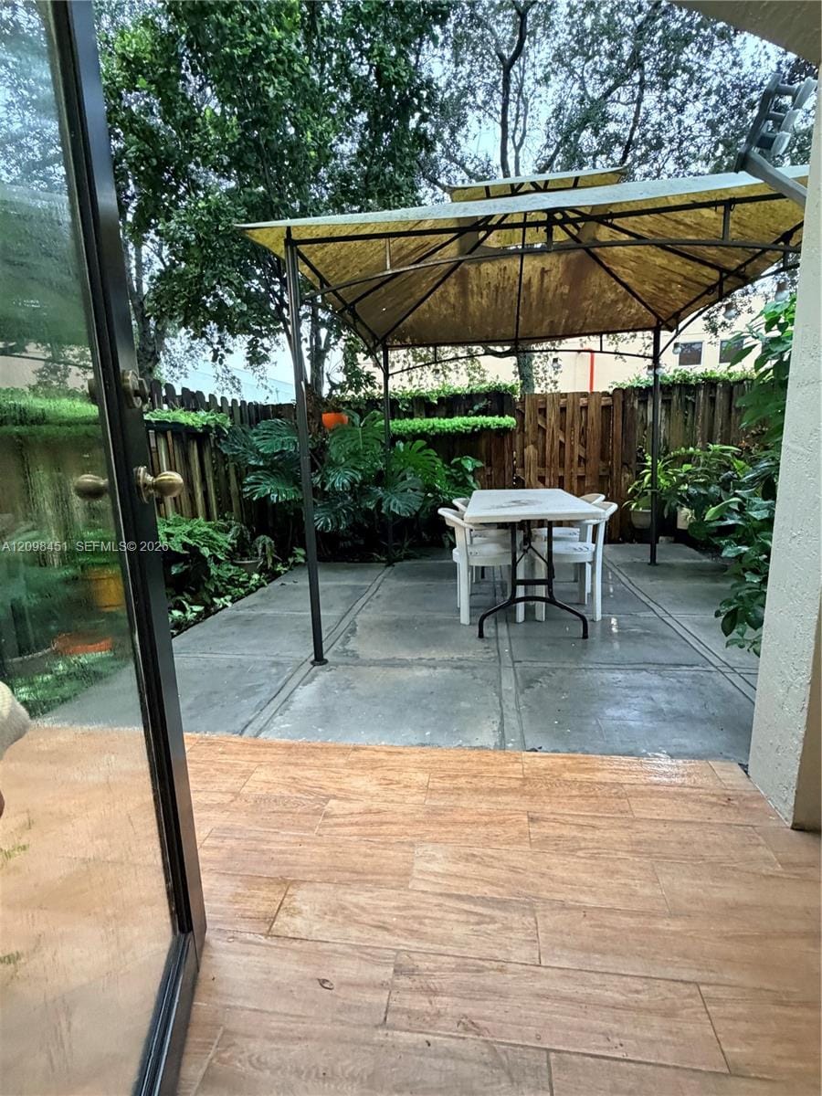 3050 NW 103rd Path, Doral, FL 33172 photo 8
