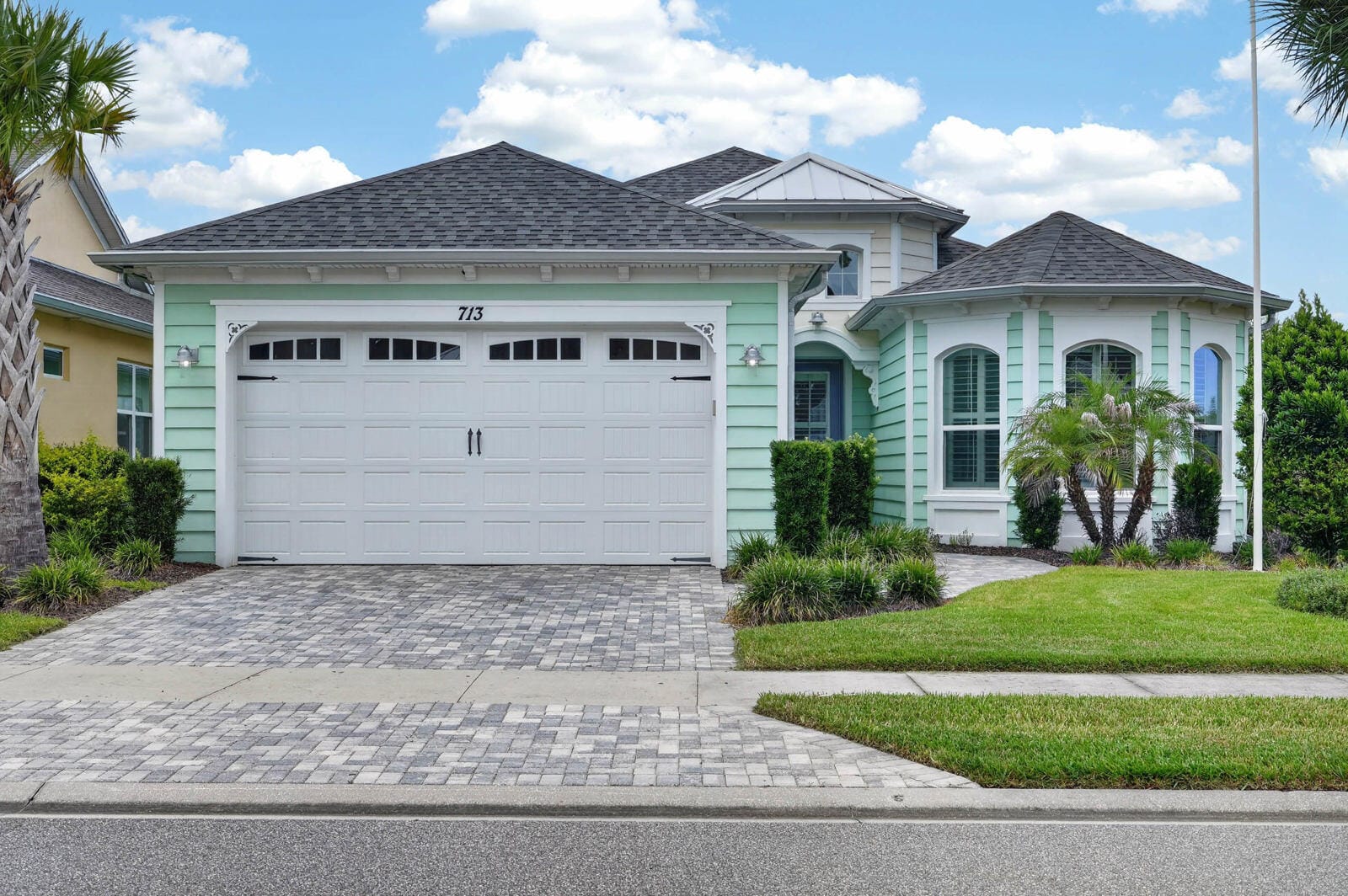 713 LANDSHARK Boulevard, Daytona Beach, FL 32124 photo 1