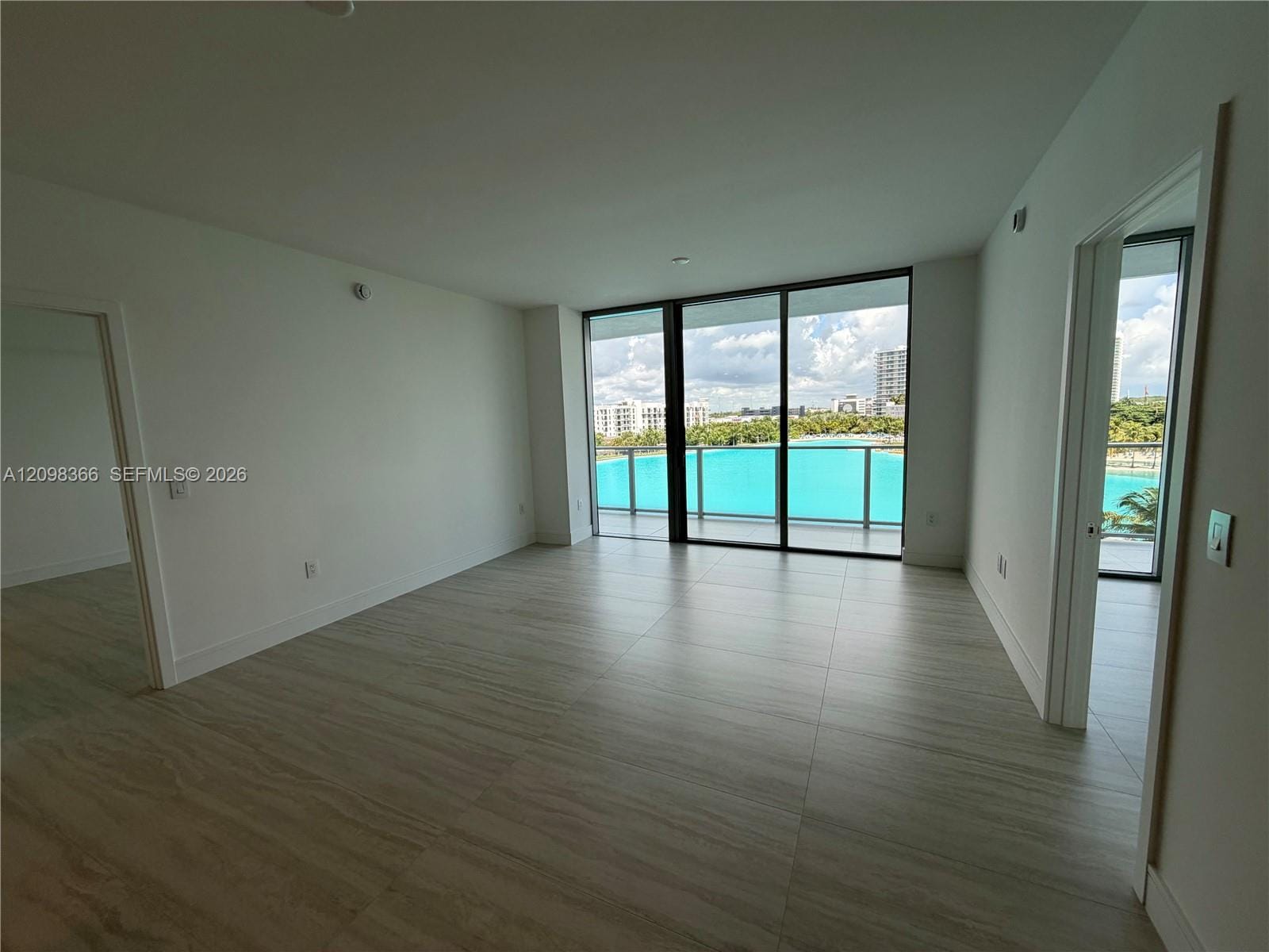 2411 Laguna Circle 408, North Miami, FL 33181 photo 3
