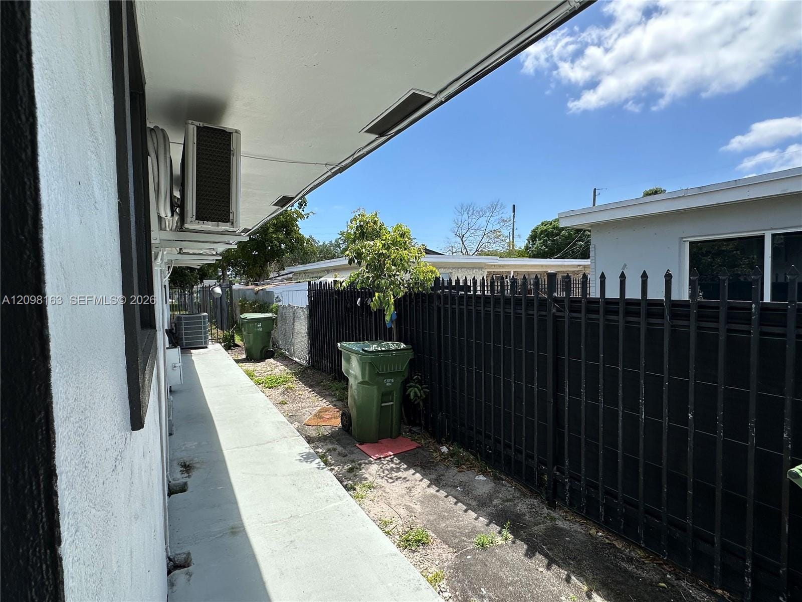 108 NW 2nd Avenue C, Hallandale Beach, FL 33009 photo 15