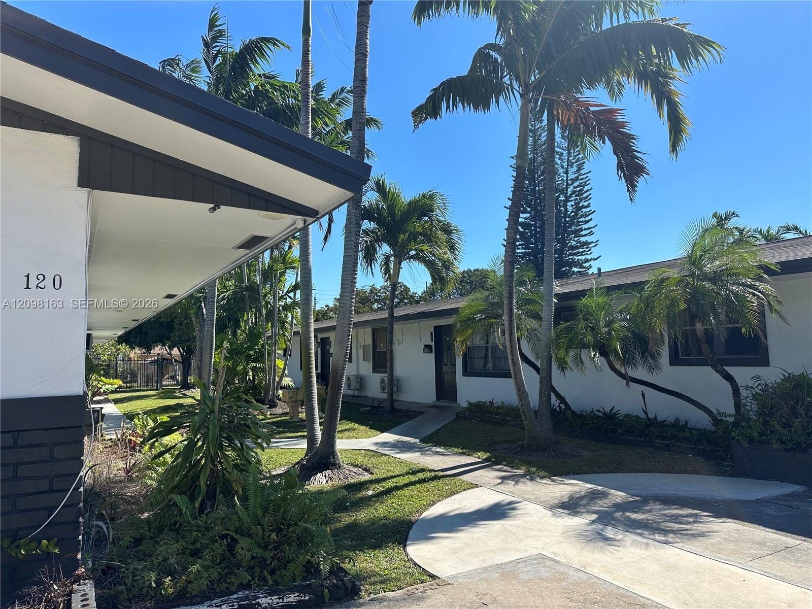 108 NW 2nd Avenue C, Hallandale Beach, FL 33009 photo 18